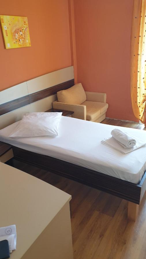Hotel Posejdon Вела-Лука Екстер'єр фото