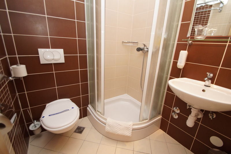 Hotel Posejdon Вела-Лука Екстер'єр фото